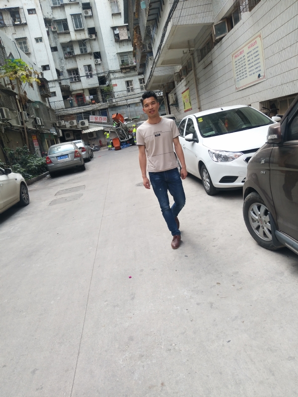 突然的自我的第三张照片--仙游征婚网