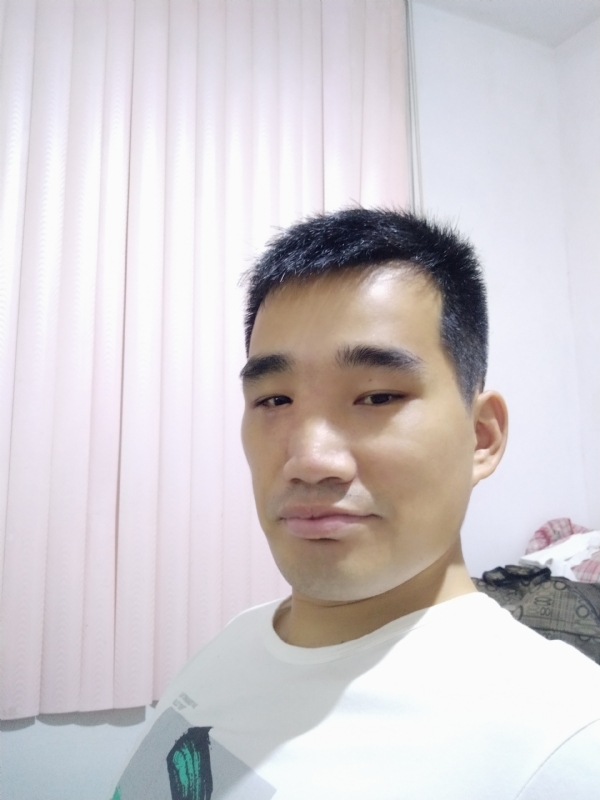 大男孩的第一张照片--仙游征婚网