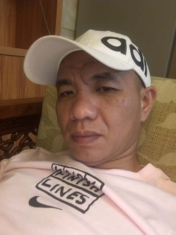 坚持到底的第一张照片--仙游征婚网