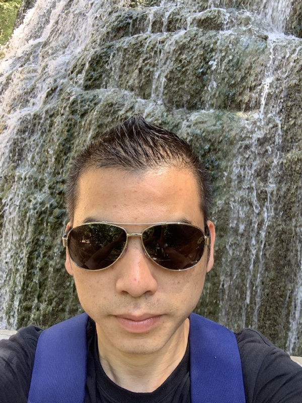 高兴的第二张照片--仙游征婚网