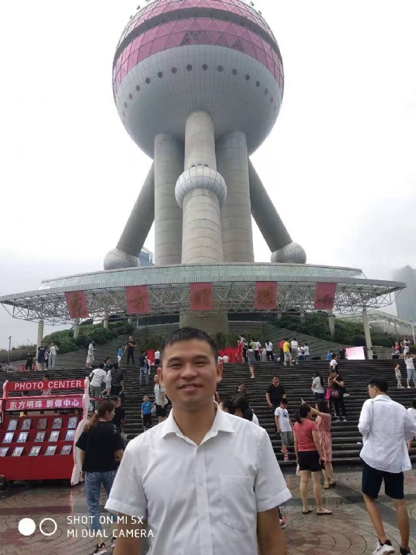 小猫吃老鼠的第一张照片--仙游征婚网