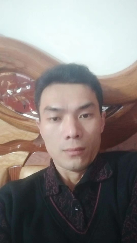 错把真心喂了狗的第四张照片--仙游征婚网