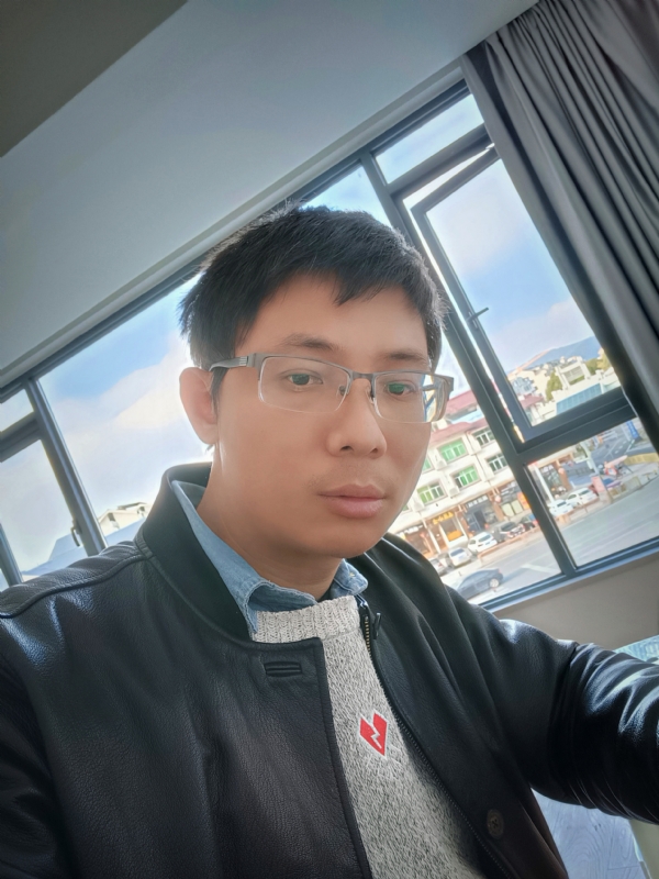 也许只是缺少一个拥抱的第二张照片--仙游征婚网