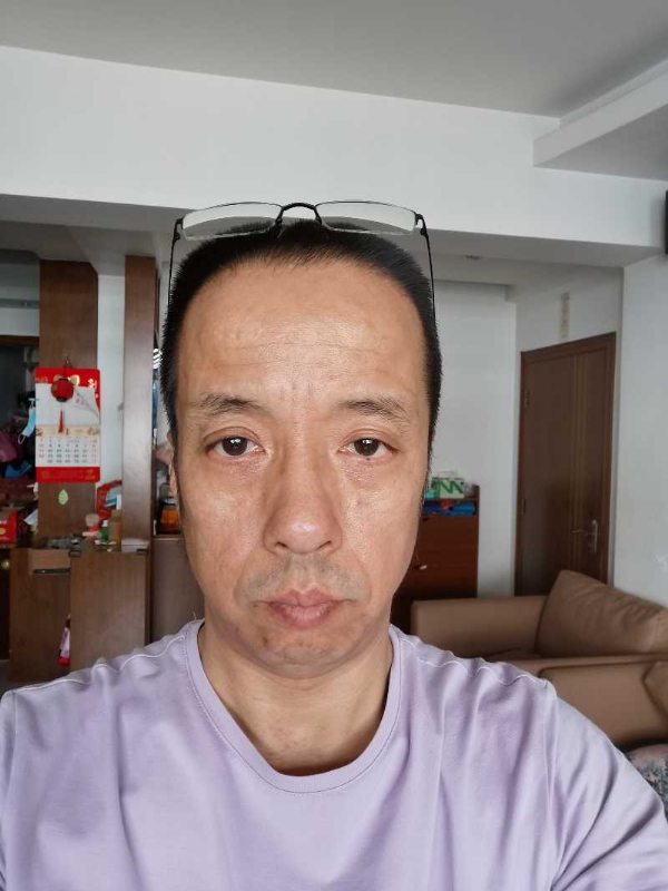 萨博的第一张照片--仙游征婚网