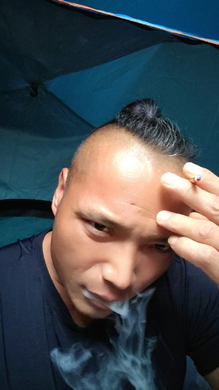 伯爵的第四张照片--仙游征婚网