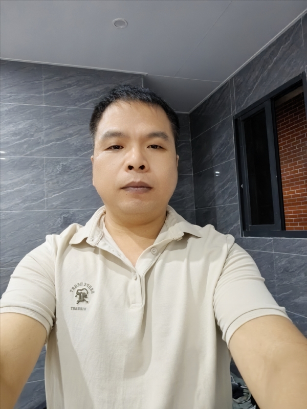 刘两水的第一张照片--仙游征婚网